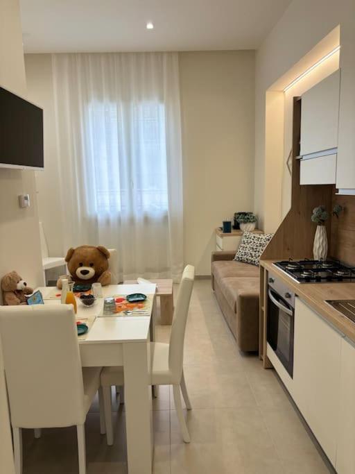 Teddy'S Home Luminoso Accogliente E Moderno Racale Eksteriør billede
